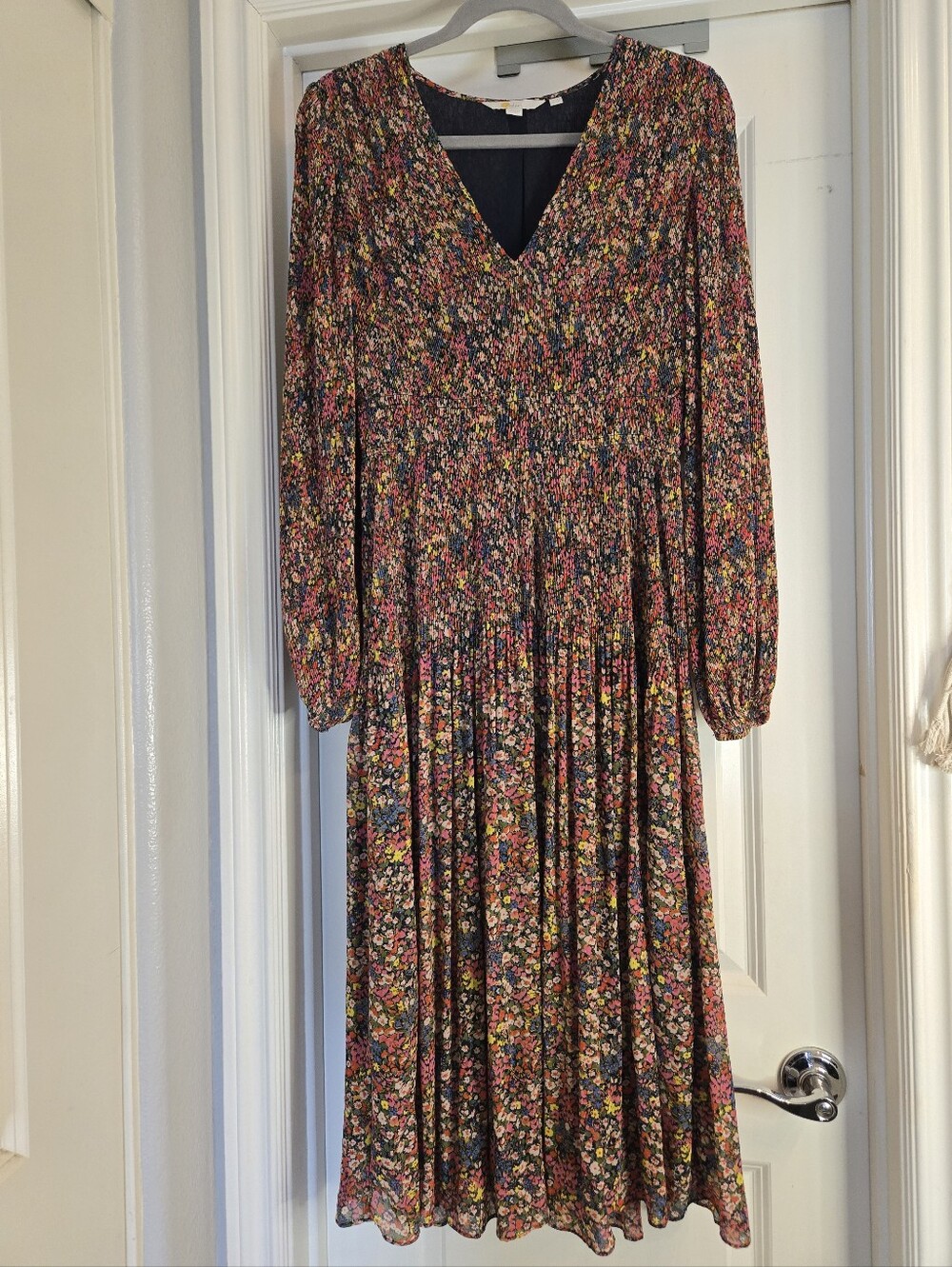 Boden Multi-Color Floral V-Neck Long Sleeve Midi Dress, Size 8